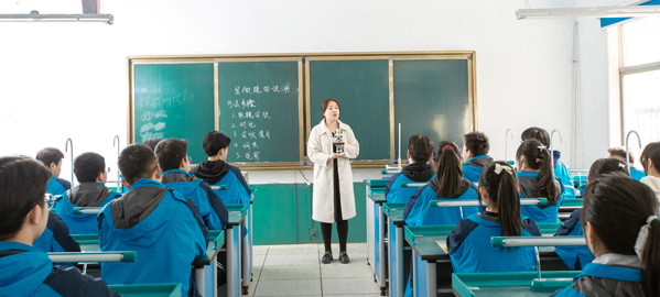 周至引入导师机制，准确把握考试方向