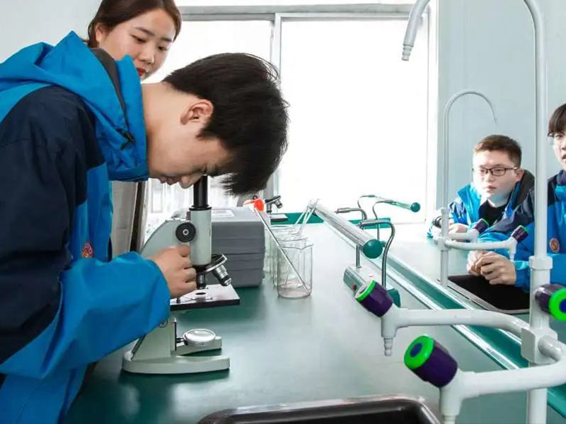 周至化学实验室